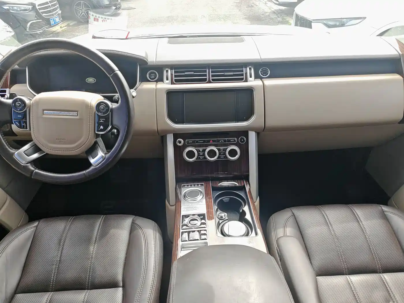 Land Rover Range Rover 2014 3.0 SC V6 Vogue фото 11