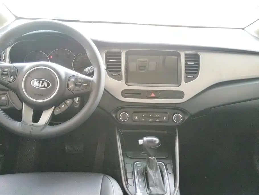 Kia Carens 2016 2013 2.0L 7-seat Auto Standard (China V)