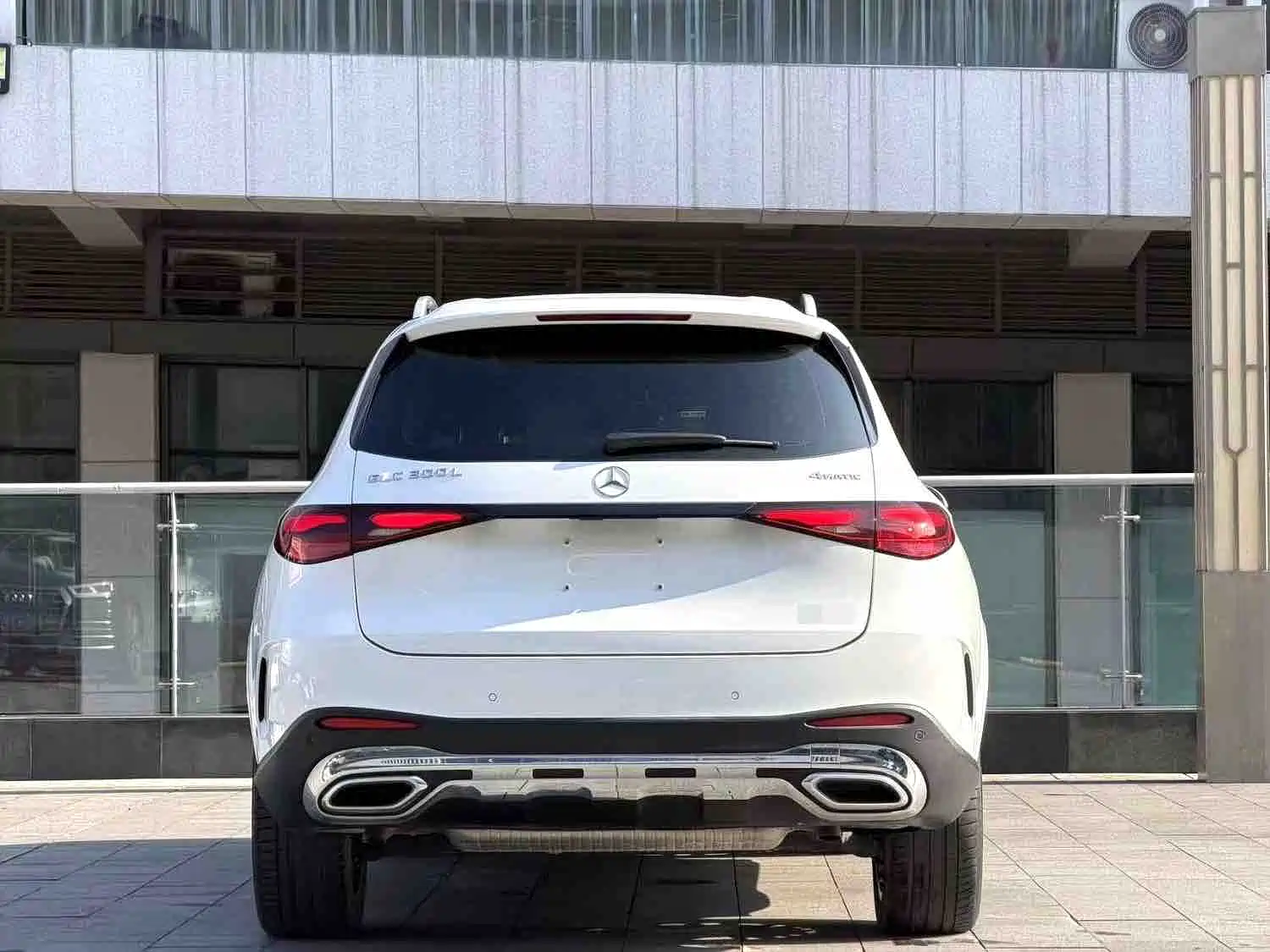 Фото 13 - Mercedes-Benz GLC