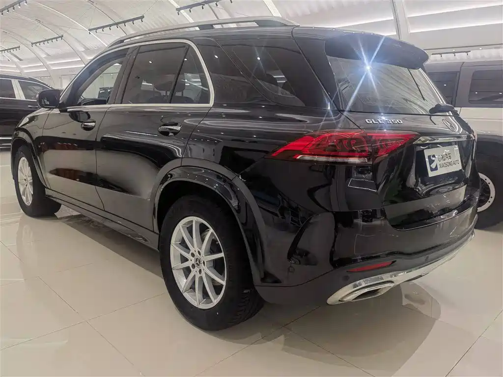 Mercedes-Benz GLE 2021 GLE 350 4MATIC Fashion фото 21