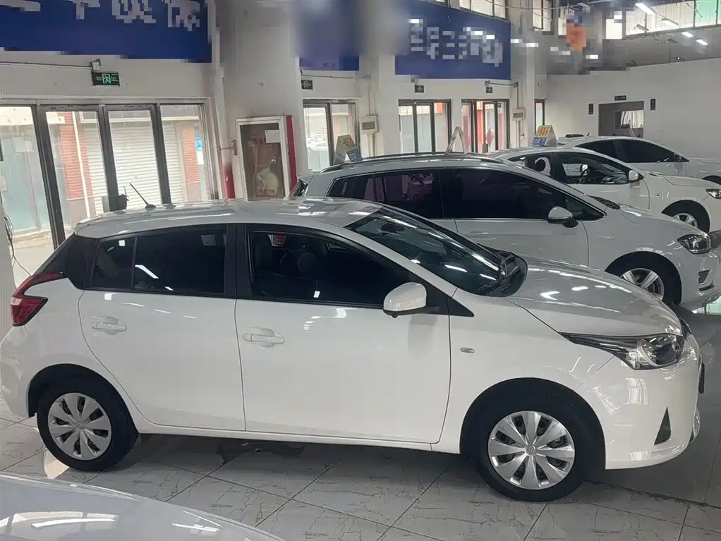 Toyota YARiS L Zhi Xuan 2022 1.5L CVT Leading PLUS Edition фото 8