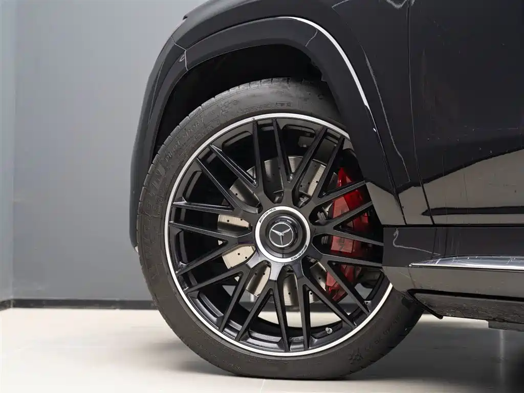 Mercedes-Benz GLS AMG 2024 AMG GLS 63 4MATIC+ фото 5