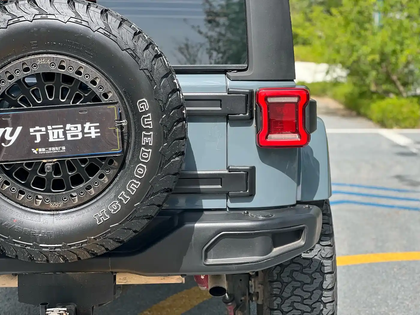 Фото 12 - Jeep Wrangler