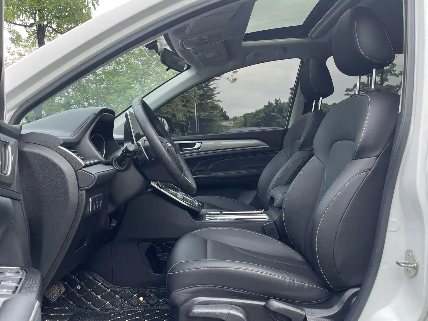 Фото 5 - Haval M6