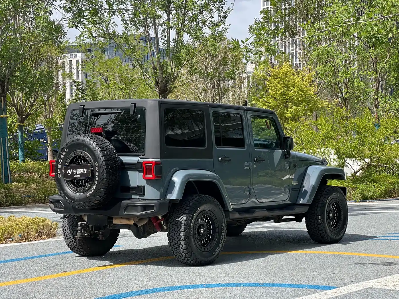 Фото 14 - Jeep Wrangler