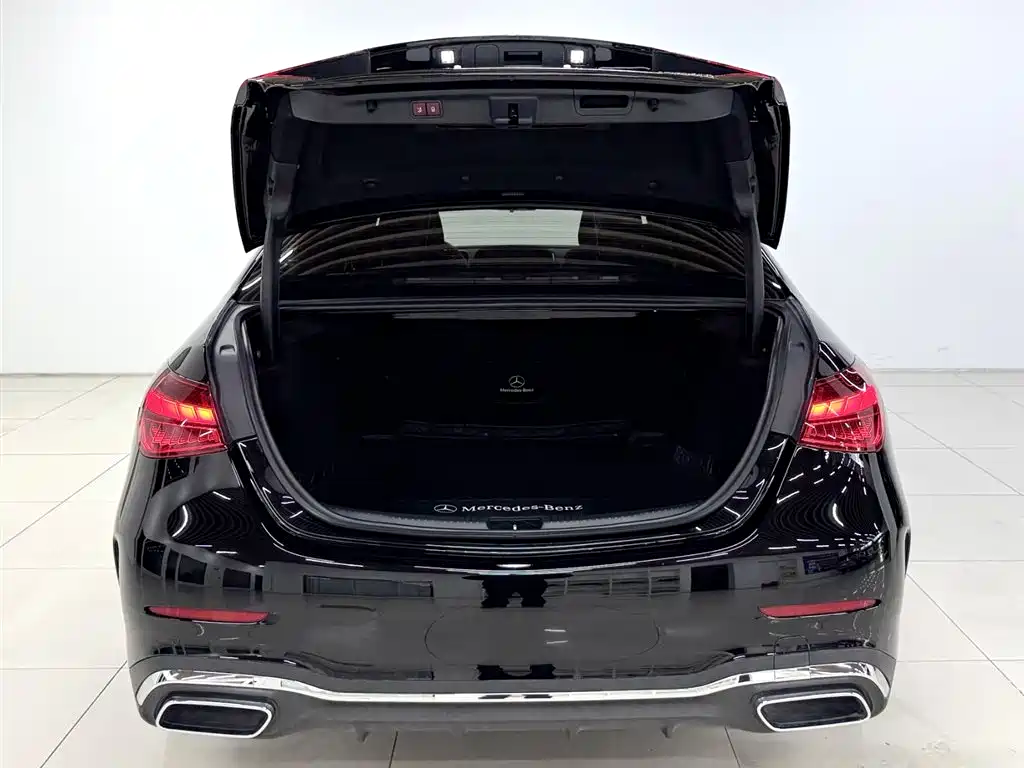 Mercedes-Benz C-Class 2024 C 260 L Sport фото 5