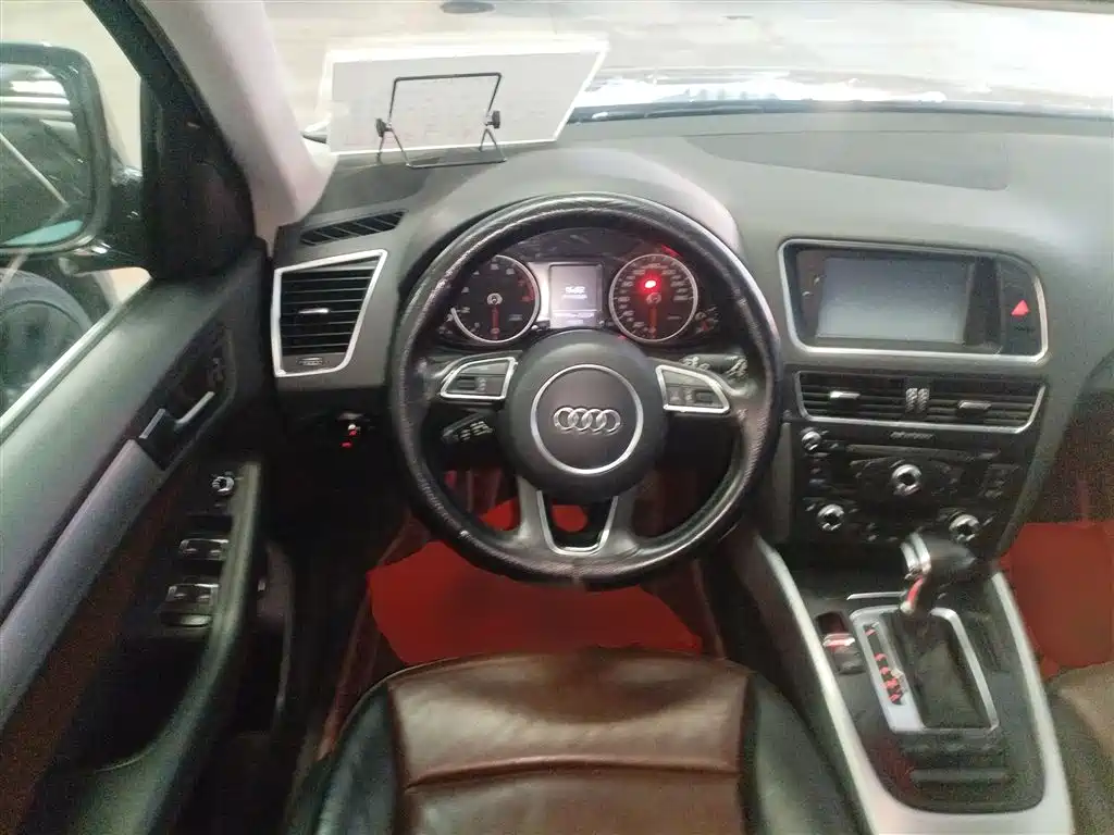 Audi Q5 2016 40 TFSI Technology Model фото 7