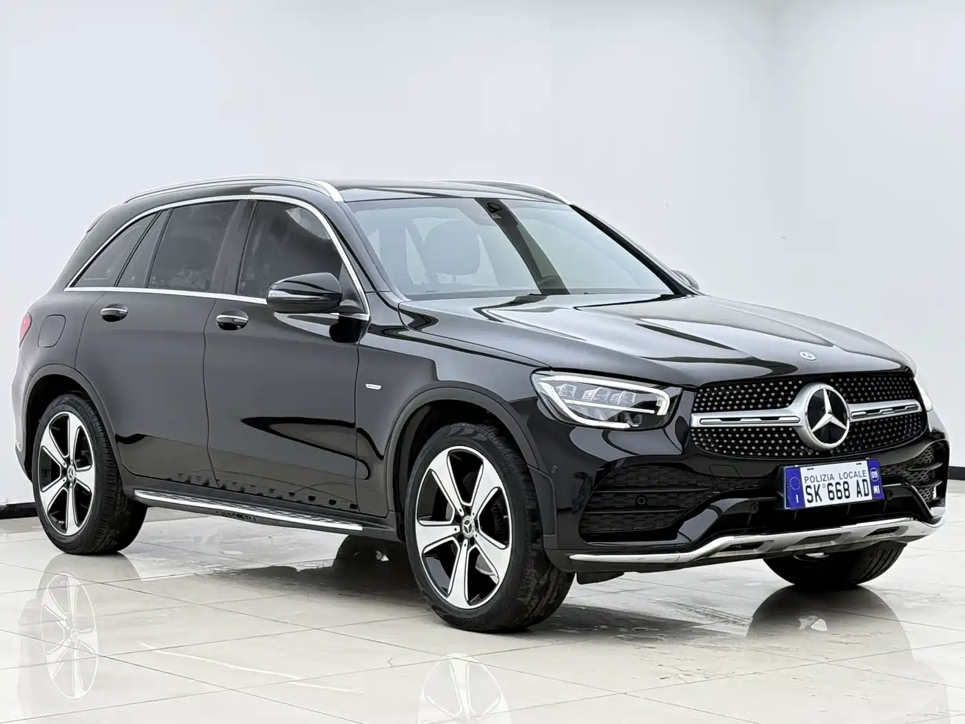 Mercedes-Benz GLC 2022 GLC 300 L 4MATIC Dynamic Collector's Edition фото 3