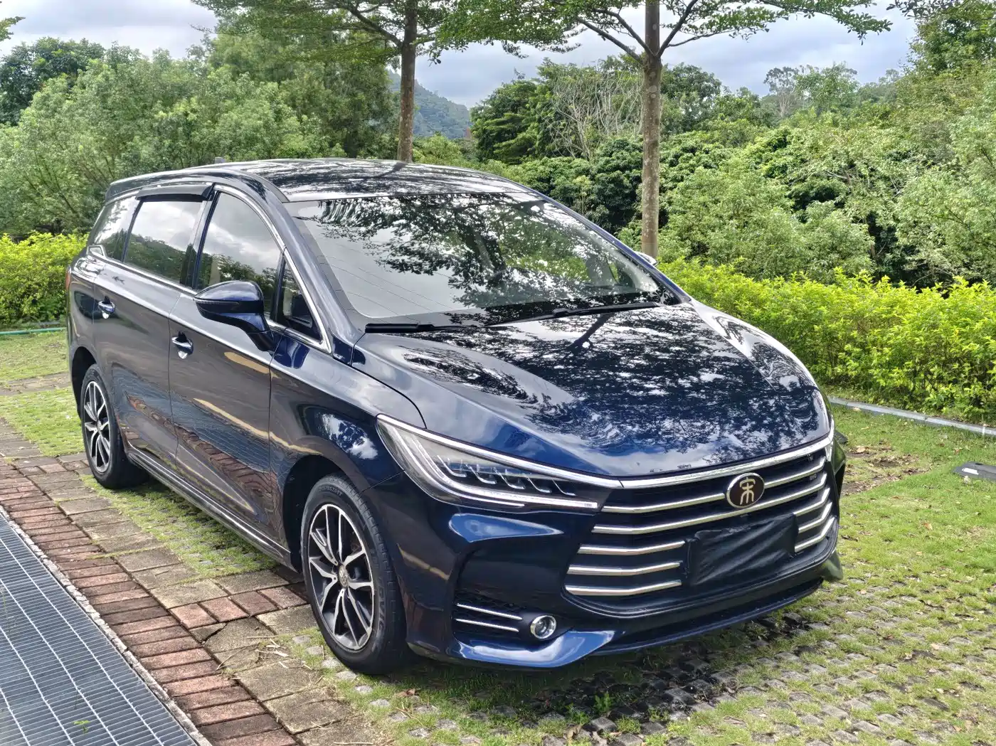 BYD Song MAX 2018 2017 1.5T Manual Smart Luxury 7-Seater