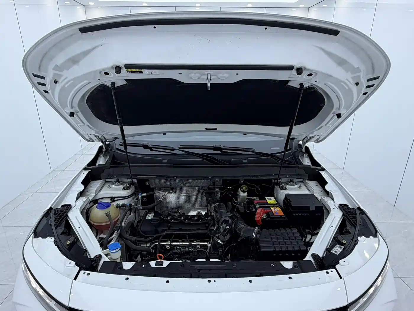 EXEED STAR WAY CHASING THE WIND