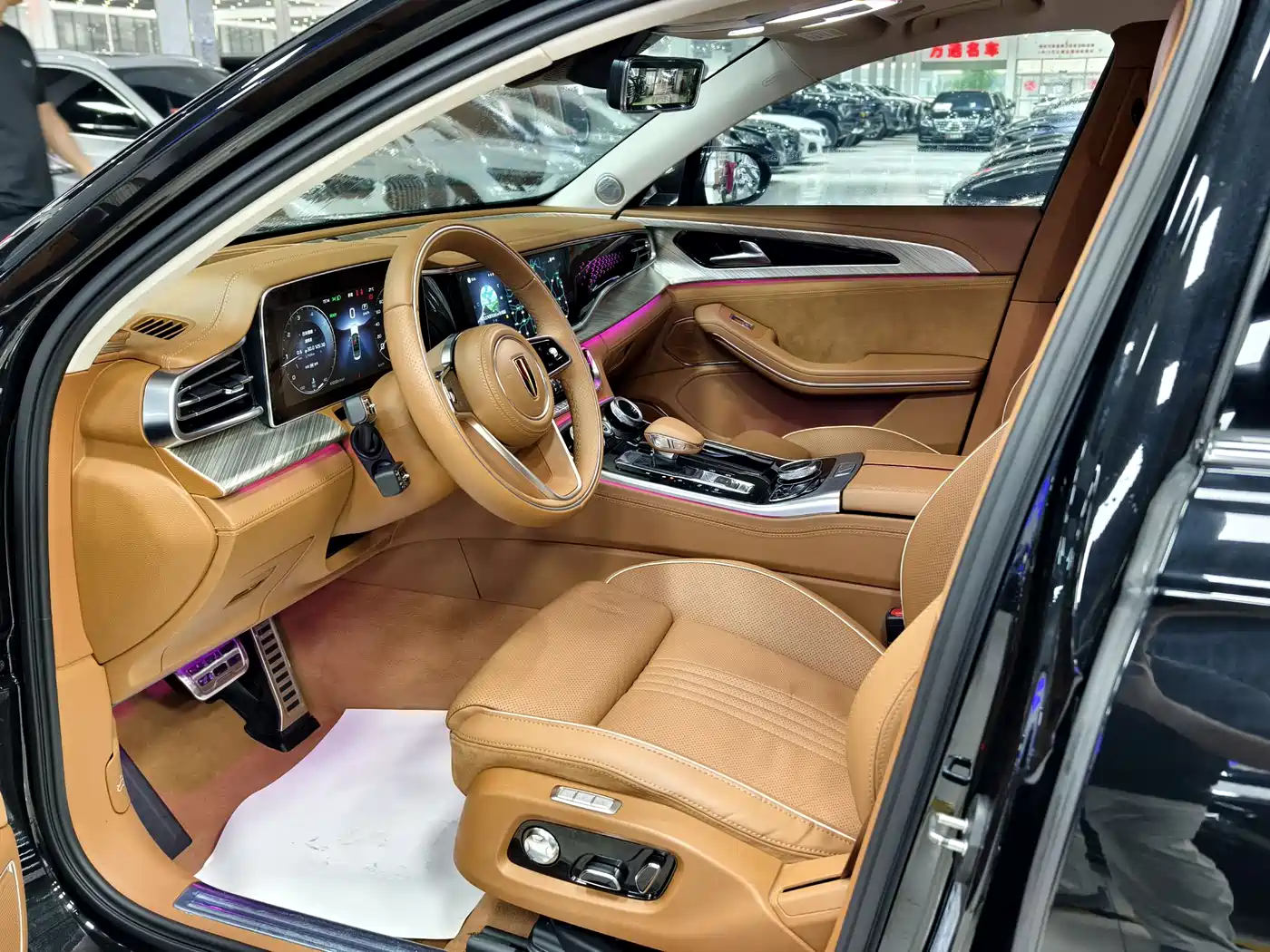Hongqi H9 2020 Facelift 2.0T Smart Connect Flagship фото 7