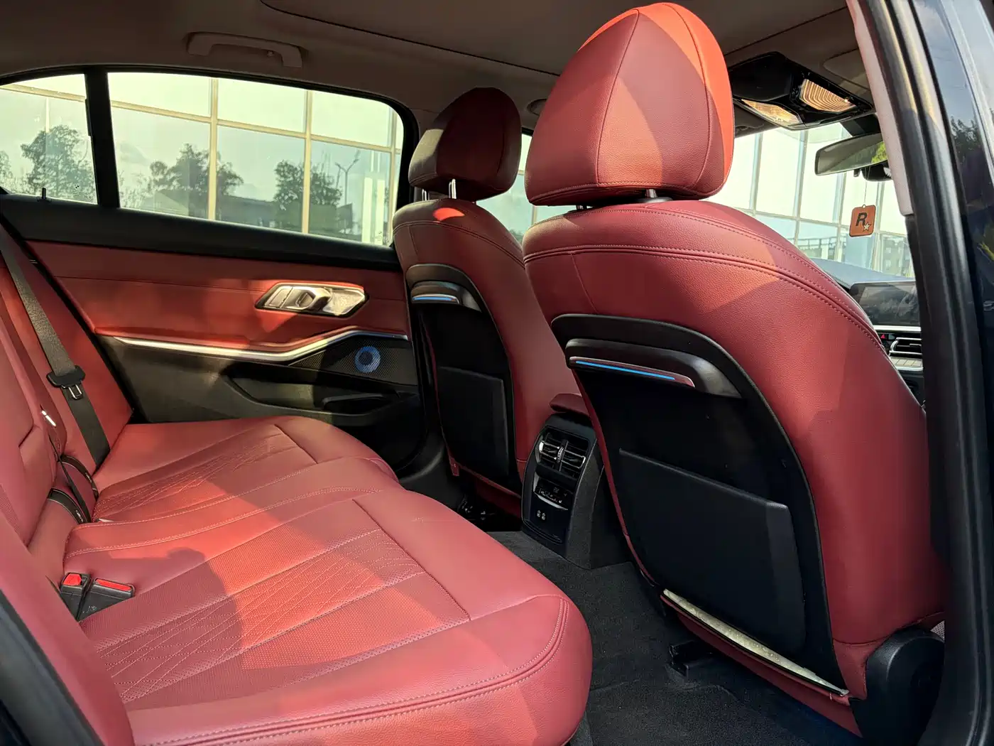 BMW 3 Series 2022 320Li M Sport Package фото 12