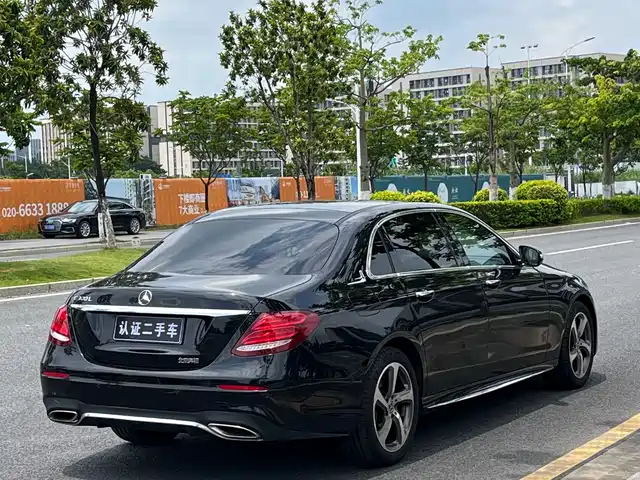 Mercedes-Benz E-Class 2017 E 300 L Sport Luxury — фото 5
