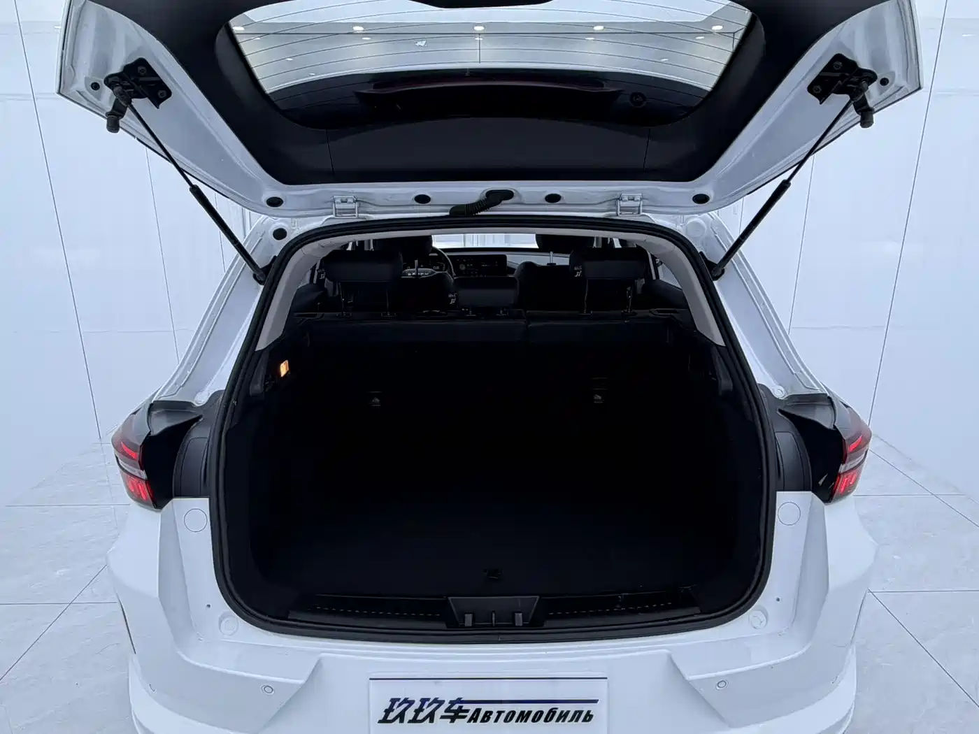 EXEED STAR WAY CHASING THE WIND