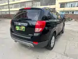 Photo 4 - Chevrolet Captiva