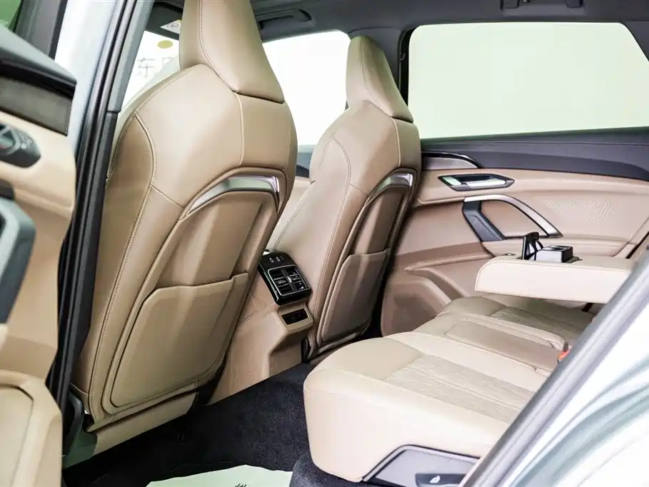 Audi Q5L, миниатюра 7