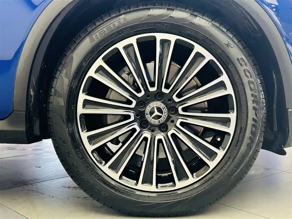 Mercedes-Benz GLC 2019 Model GLC 200 L 4MATIC фото 10