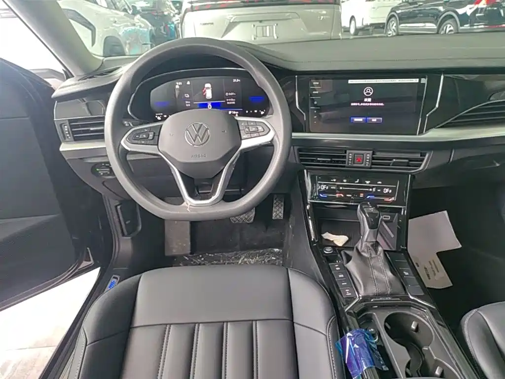 Volkswagen Passat New Energy 2025 430PHEV Hybrid Business Edition фото 11