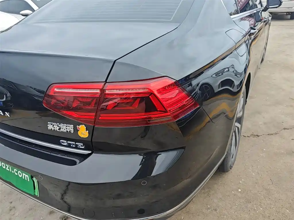 Volkswagen Magotan GTE Plug-in Hybrid 2022 GTE Luxury фото 8
