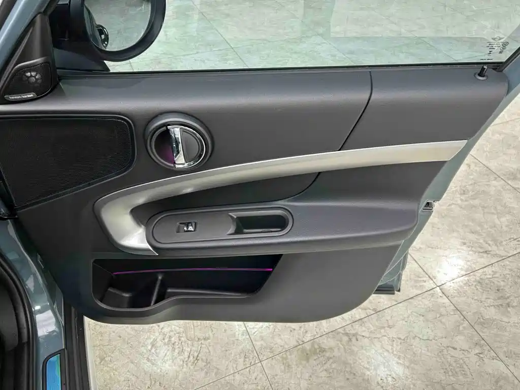MINI COUNTRYMAN 2024 2023 Facelift 1.5T COOPER ALL4 Connoisseur