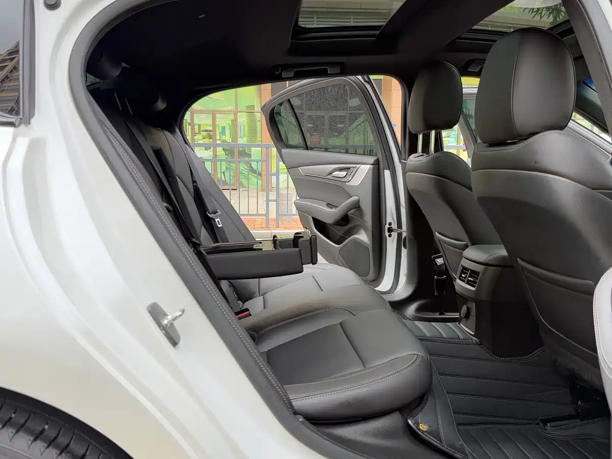 Cadillac CT5 2023 28T Prestige Style фото 27