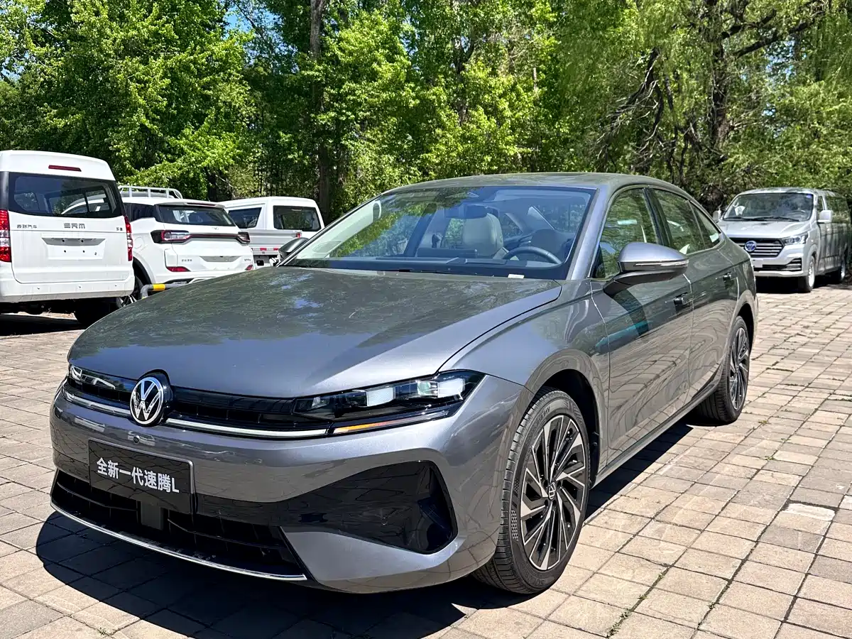 Volkswagen Sagitar 2025 300TSI DSG High-end Model