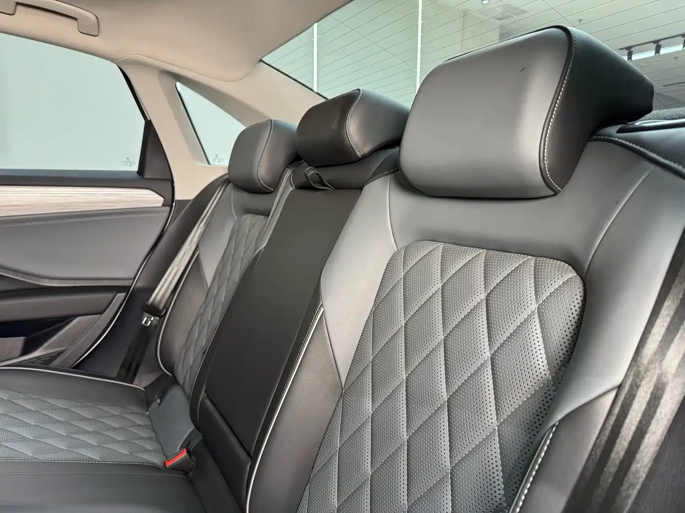 Volkswagen Sagitar 2023 280TSI DSG Surpass Plus Edition фото 39