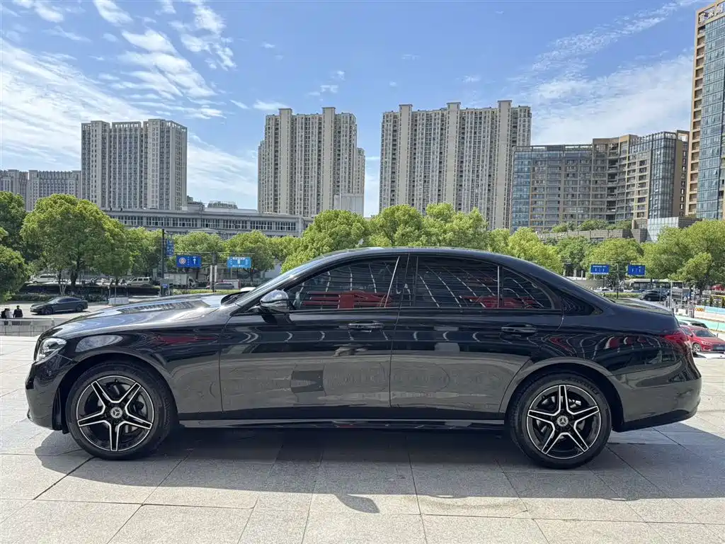Mercedes-Benz E-Class (Import) 2023 E 260 Fashion Sport Edition фото 3