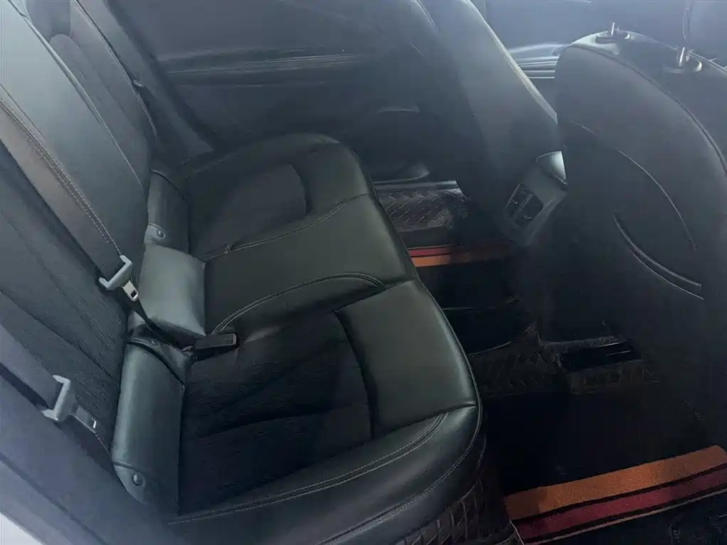 Buick Verano 2020 20T CVT Leading фото 9