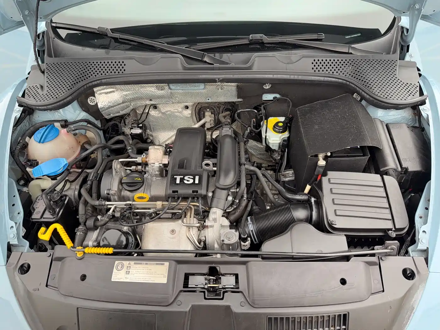 Volkswagen Beetle 2015 180TSI фото 16