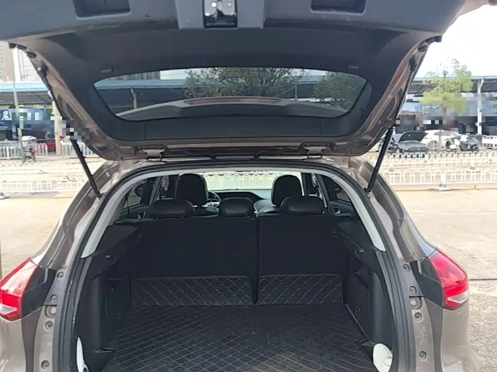 Leopaard CS10 2016 2016 2.0T Automatic Luxury