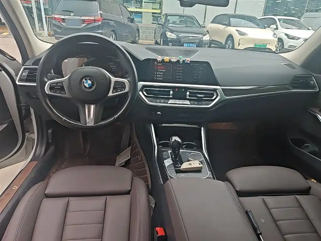 BMW 3-SERIES