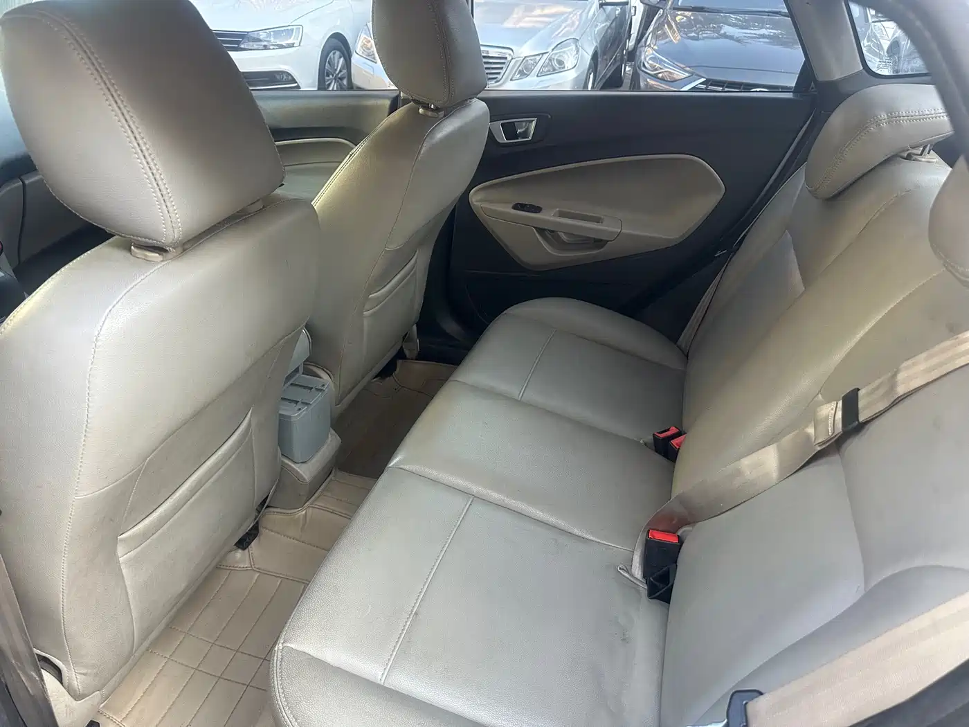 Ford Fiesta 2014 2013 Sedan 1.5L Automatic Fashion