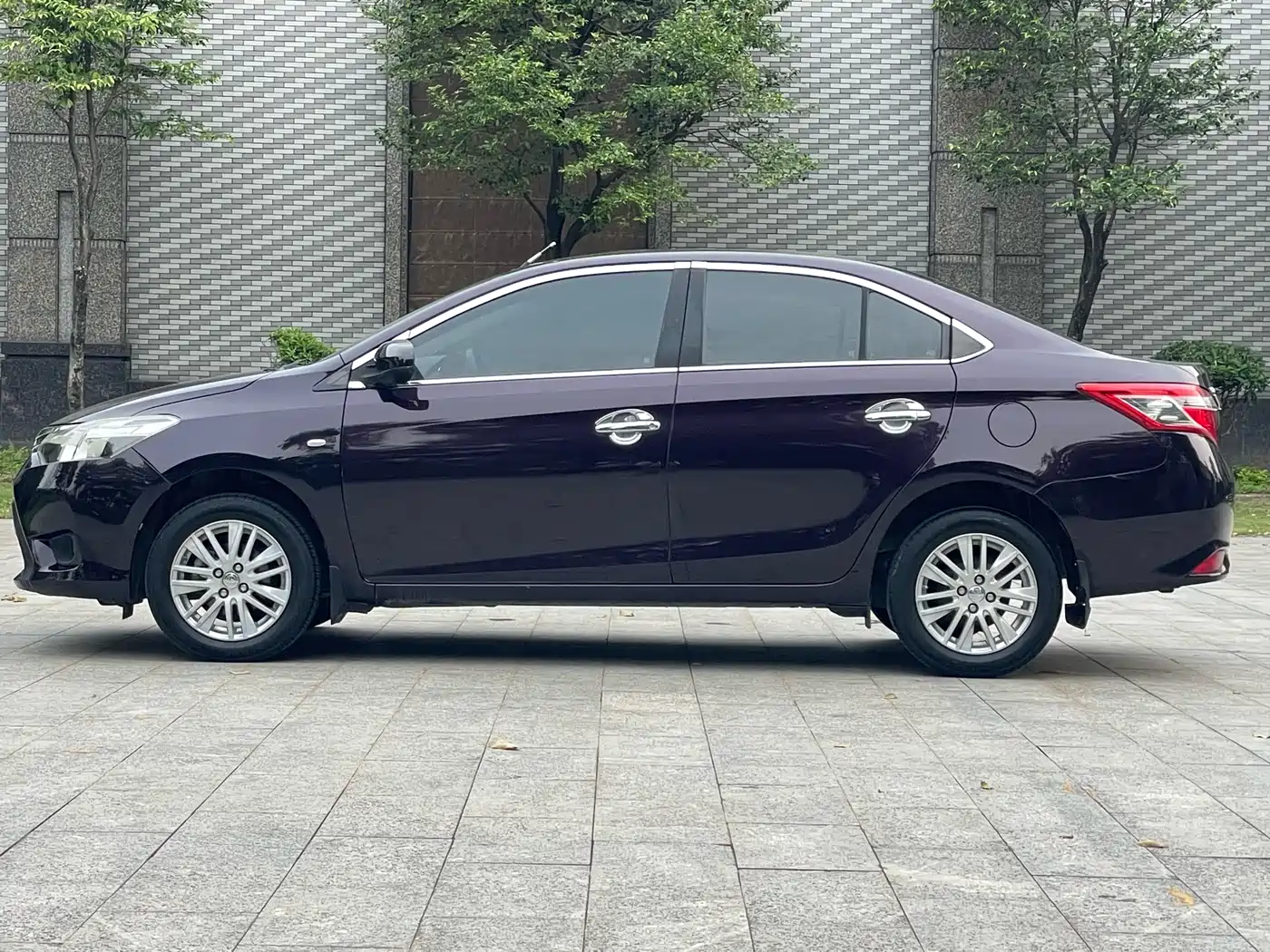 Toyota Vios 2014 1.5L Automatic Wisdom Edition фото 4