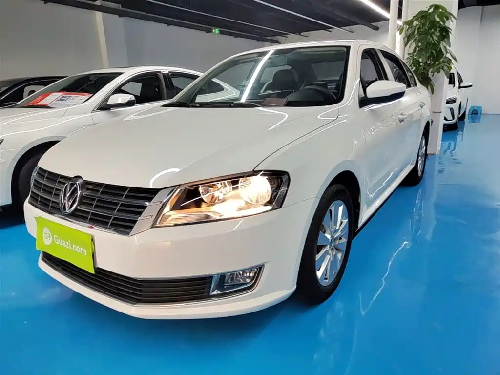 Volkswagen Lavida 2013 Facelift Classic 1.6L Automatic Comfort