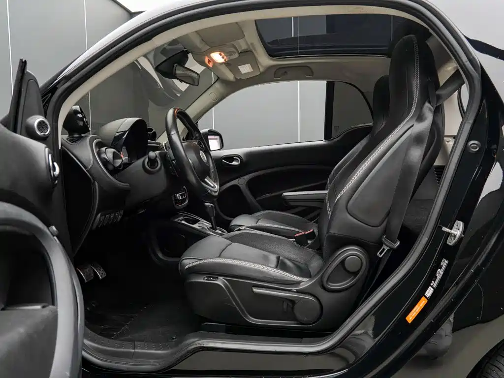 Brabus smart fortwo 2018 2018 0.9T Hardtop BRABUS Xclusive