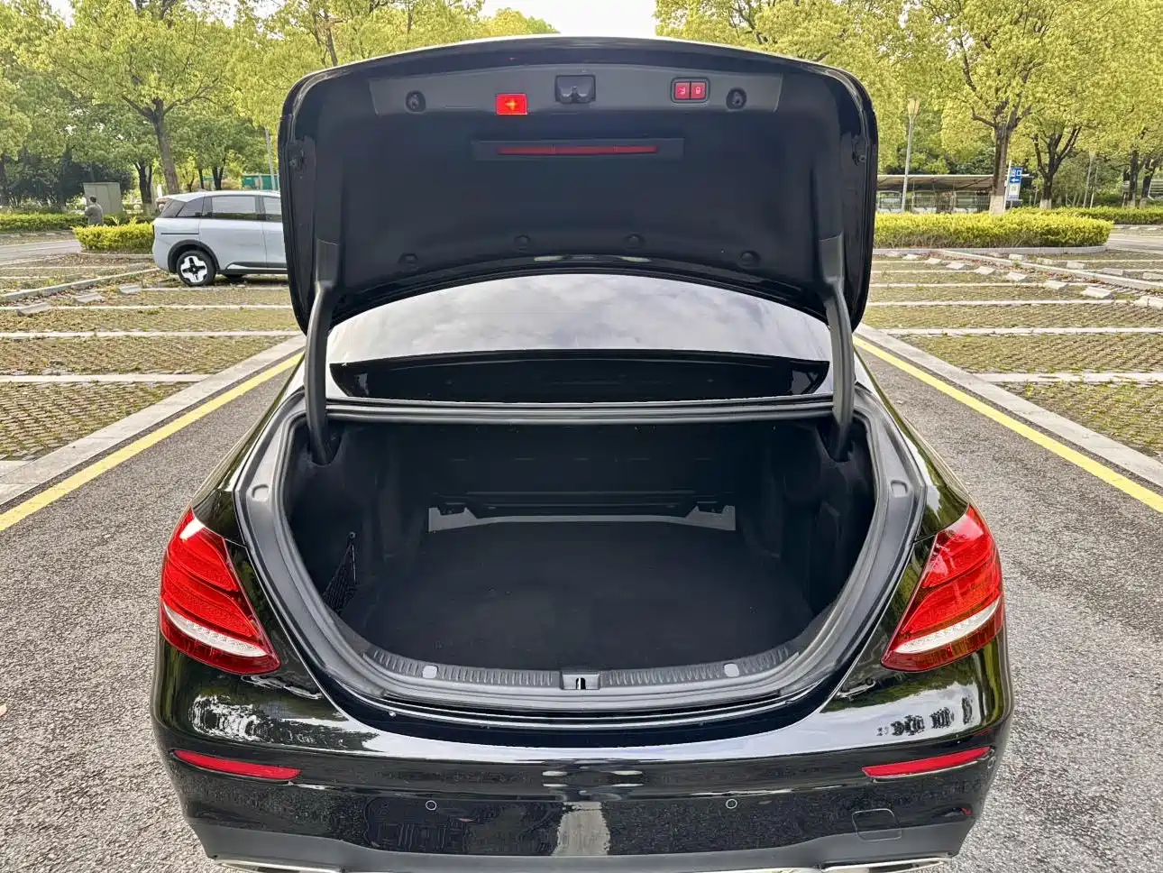 Mercedes-Benz E-Class 2019 Facelift E 300 L Sport Luxury фото 20
