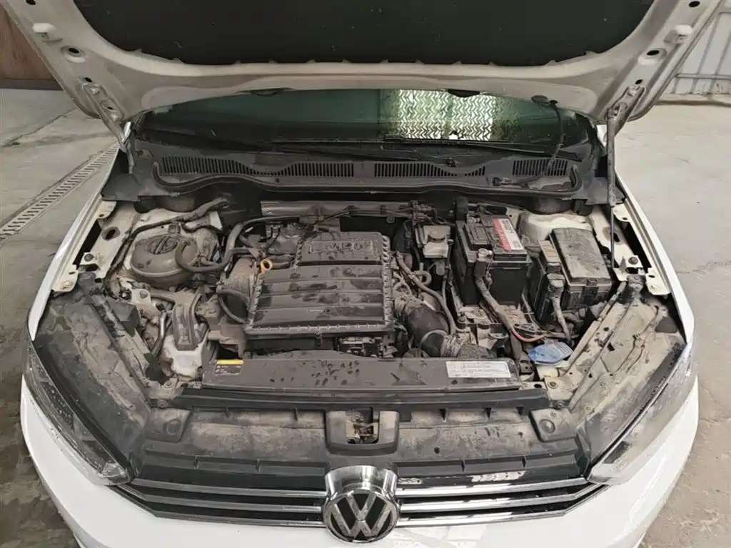Volkswagen Golf Sportsvan 2016 1.6L Automatic Comfort фото 20