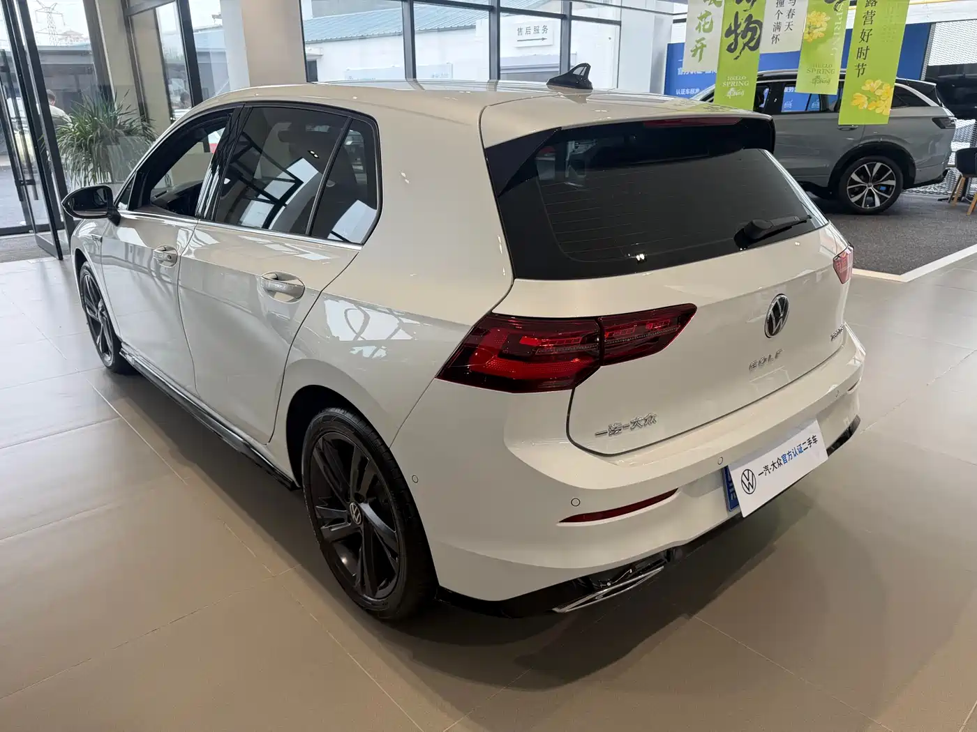 Volkswagen Golf 2023 Facelift 280TSI DSG R-Line Lite фото 4
