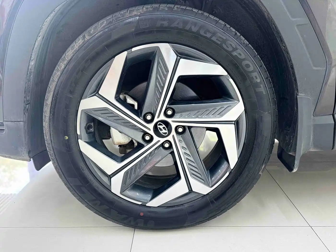 Hyundai Tucson 2021 Tucson L 1.5T DCT LUX Premium фото 5
