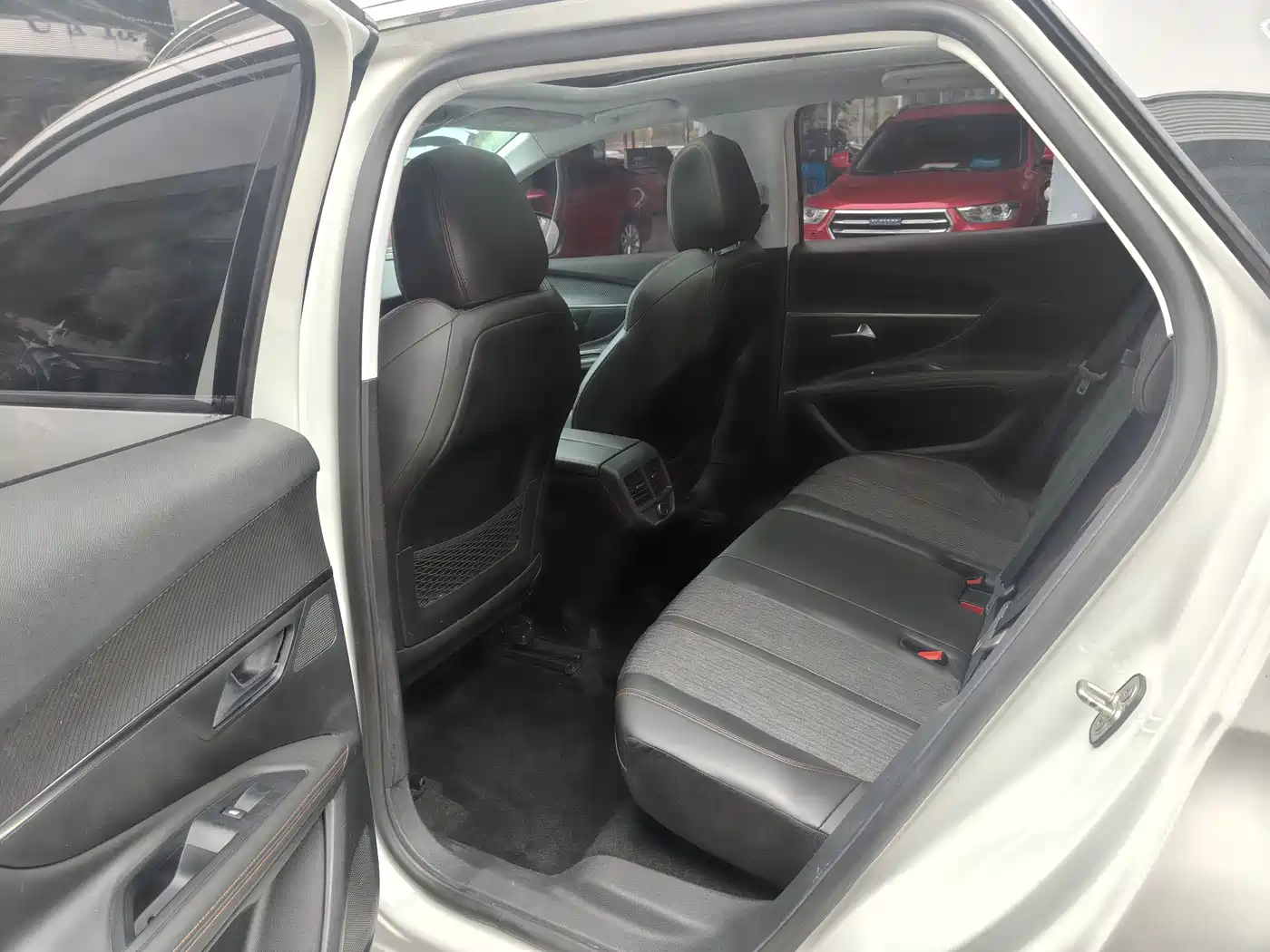 Peugeot 4008 2018 350THP Elite фото 8
