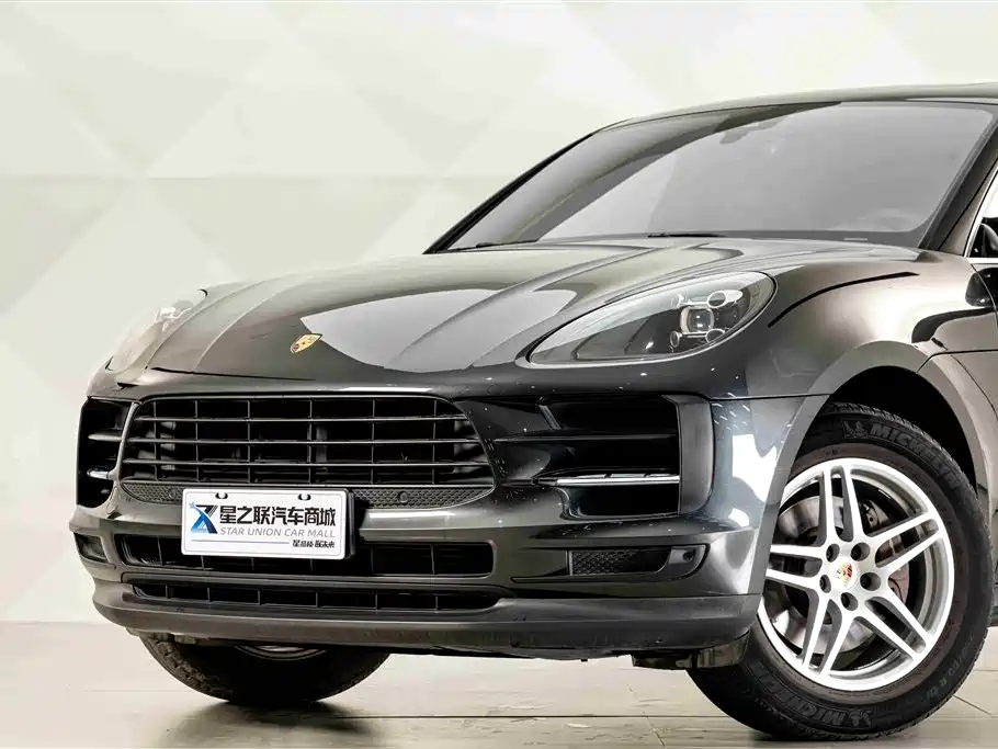 Porsche Macan 2018 Macan 2.0T фото 2