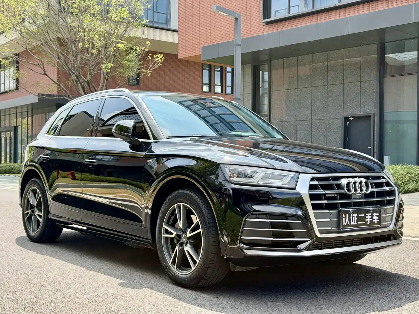 Audi Q5L 2020 45 TFSI Exclusive Fashion фото 3