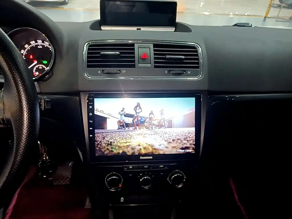 Škoda Yeti 2016 1.4TSI DSG Forward Edition фото 13