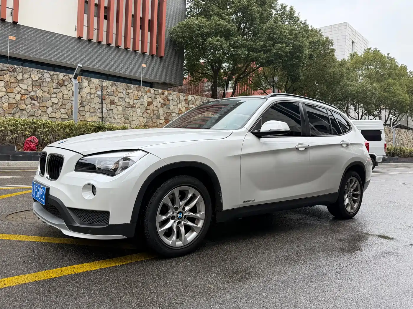 BMW X1 2015 Model sDrive18i Fashion Advanced Edition
