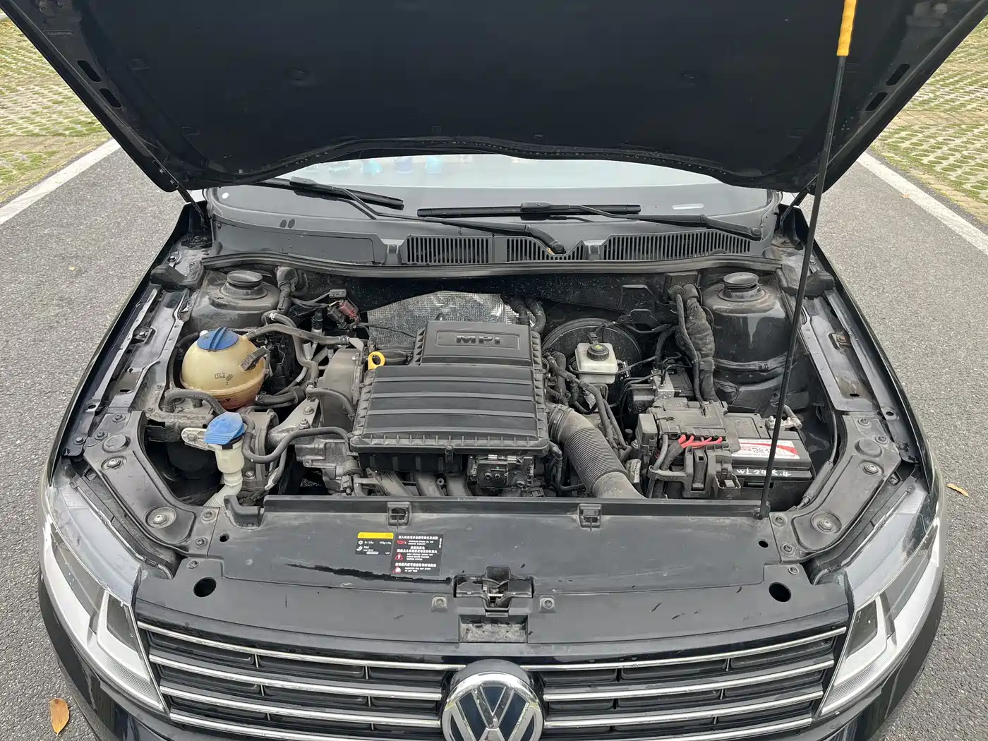 Volkswagen Lavida 2015 1.6L Automatic Comfort Edition фото 10