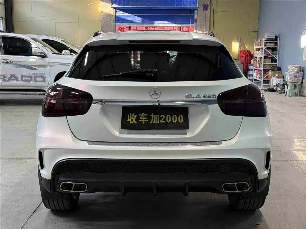 Фото 8 - Mercedes-Benz GLA