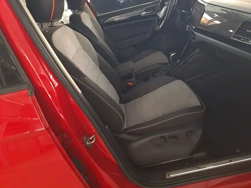 VOLKSWAGEN TANYUE X