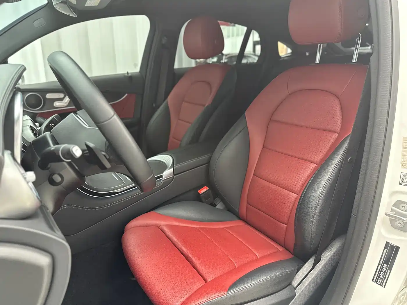 Mercedes-Benz GLC Coupe 2020 GLC 300 4MATIC Coupe SUV фото 21