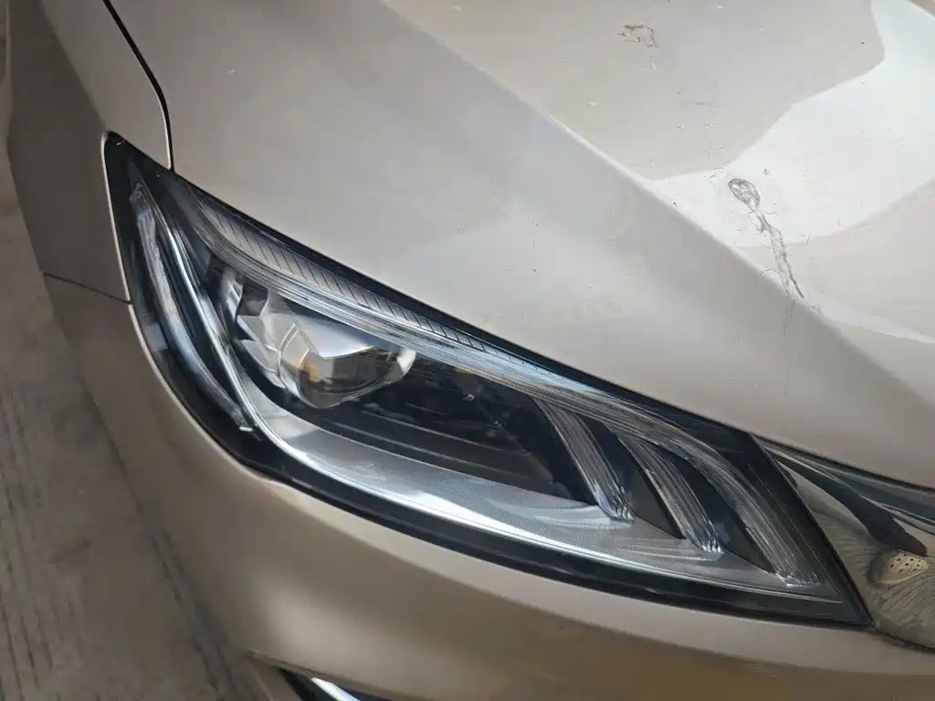Фото 7 - Geely Binrui
